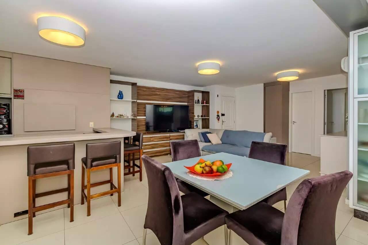 Foto do imóvel Apartamento 3 Dormitórios à Venda no Edifício Maria Regina – Centro, Balneário Camboriú