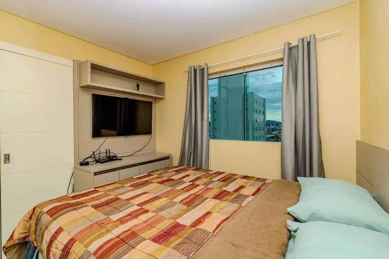 Foto do imóvel Apartamento 3 Dormitórios à Venda no Edifício Maria Regina – Centro, Balneário Camboriú