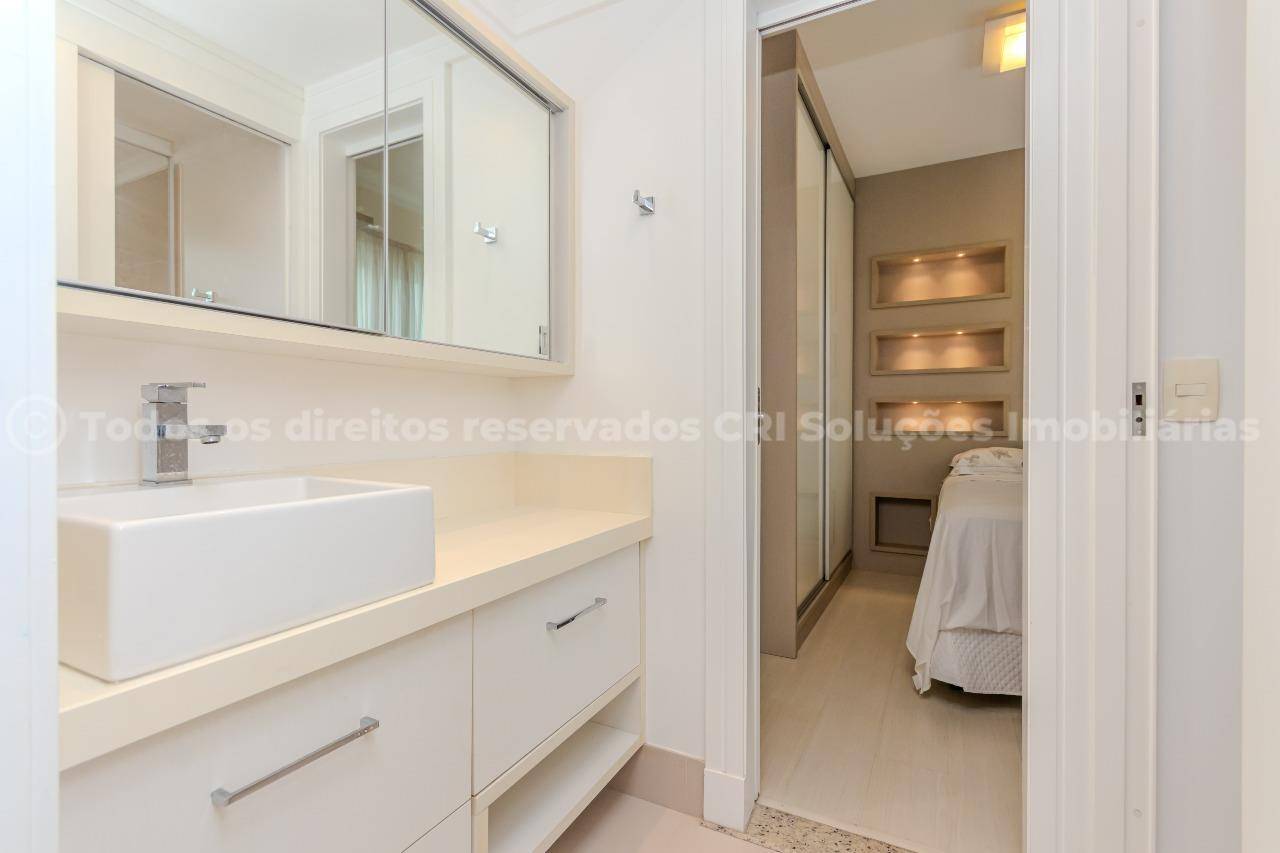 Foto do imóvel Apartamento a venda com 3 quartos e 1 suite no La Madeson no Centro em Balneario Camboriú