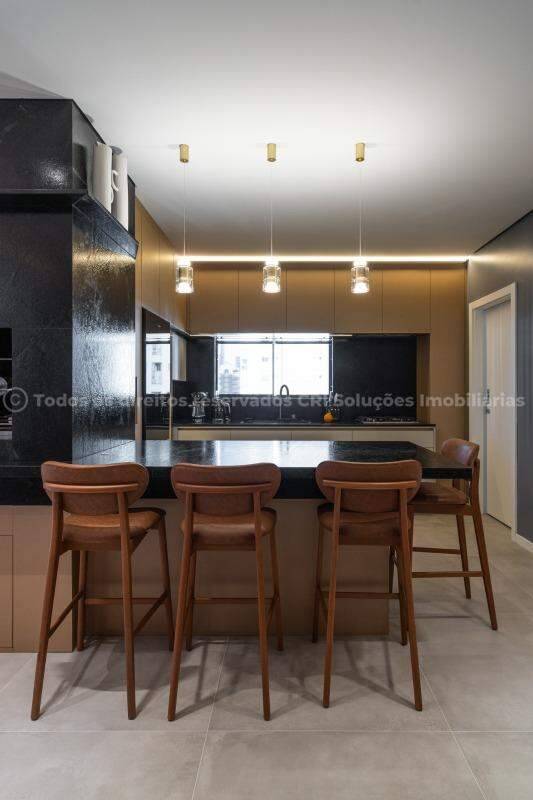 Foto do imóvel Apartamento 4 dormitórios Edifício Farol de Valença Balneário Camboriú