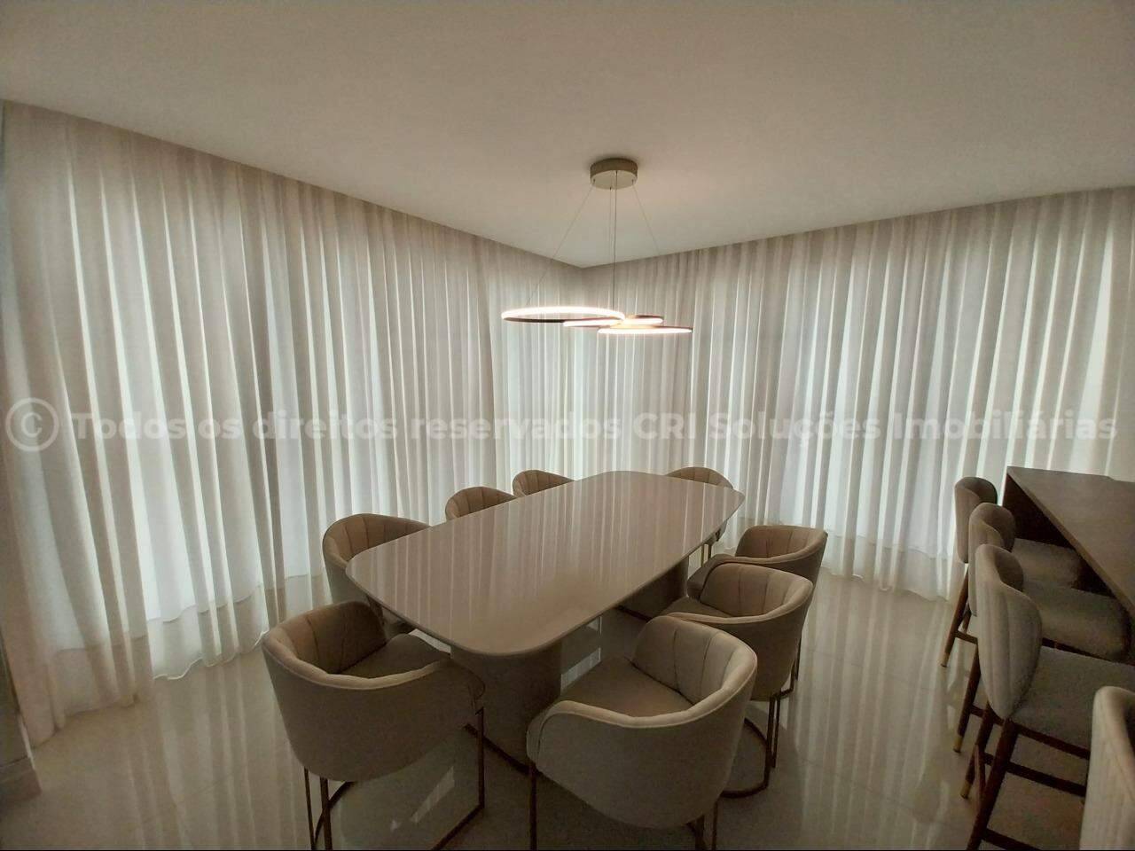 Foto do imóvel Apartamento à venda com 4 suítes e 3 vagas de garagem no Eleganza Tower no centro de Balneário Camboriú