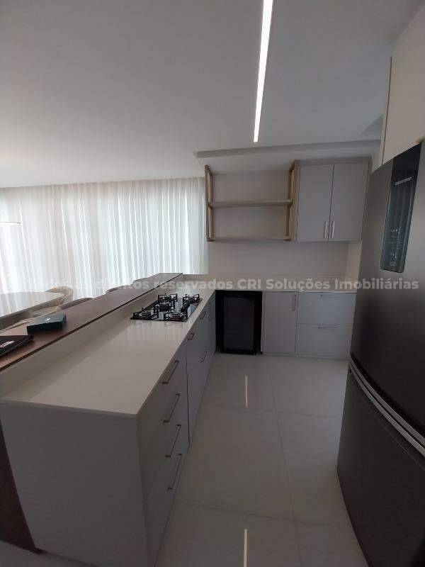 Foto do imóvel Apartamento à venda com 4 suítes e 3 vagas de garagem no Eleganza Tower no centro de Balneário Camboriú