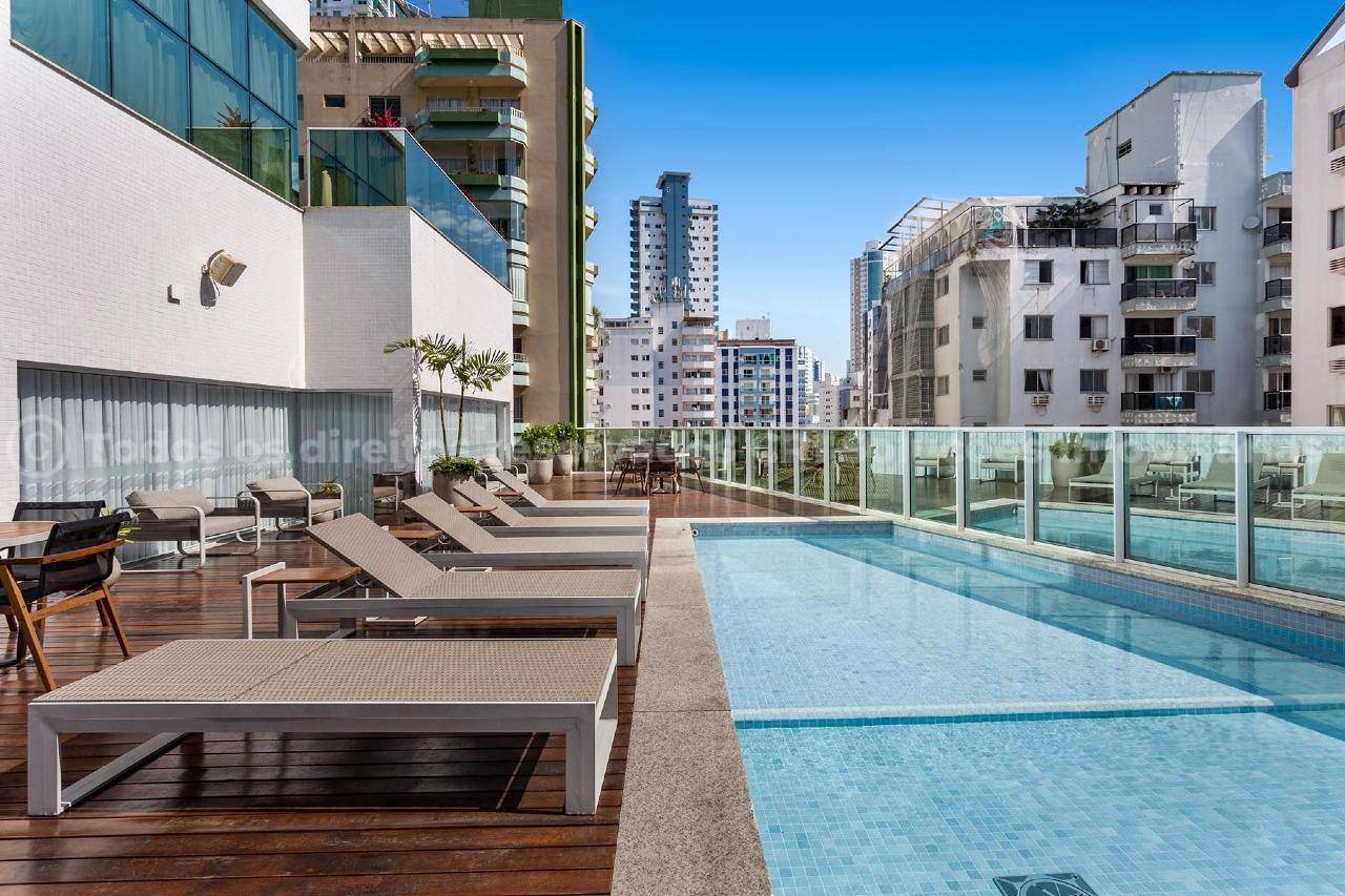 Foto do imóvel Apartamento à venda com 4 suítes e 3 vagas de garagem no Eleganza Tower no centro de Balneário Camboriú
