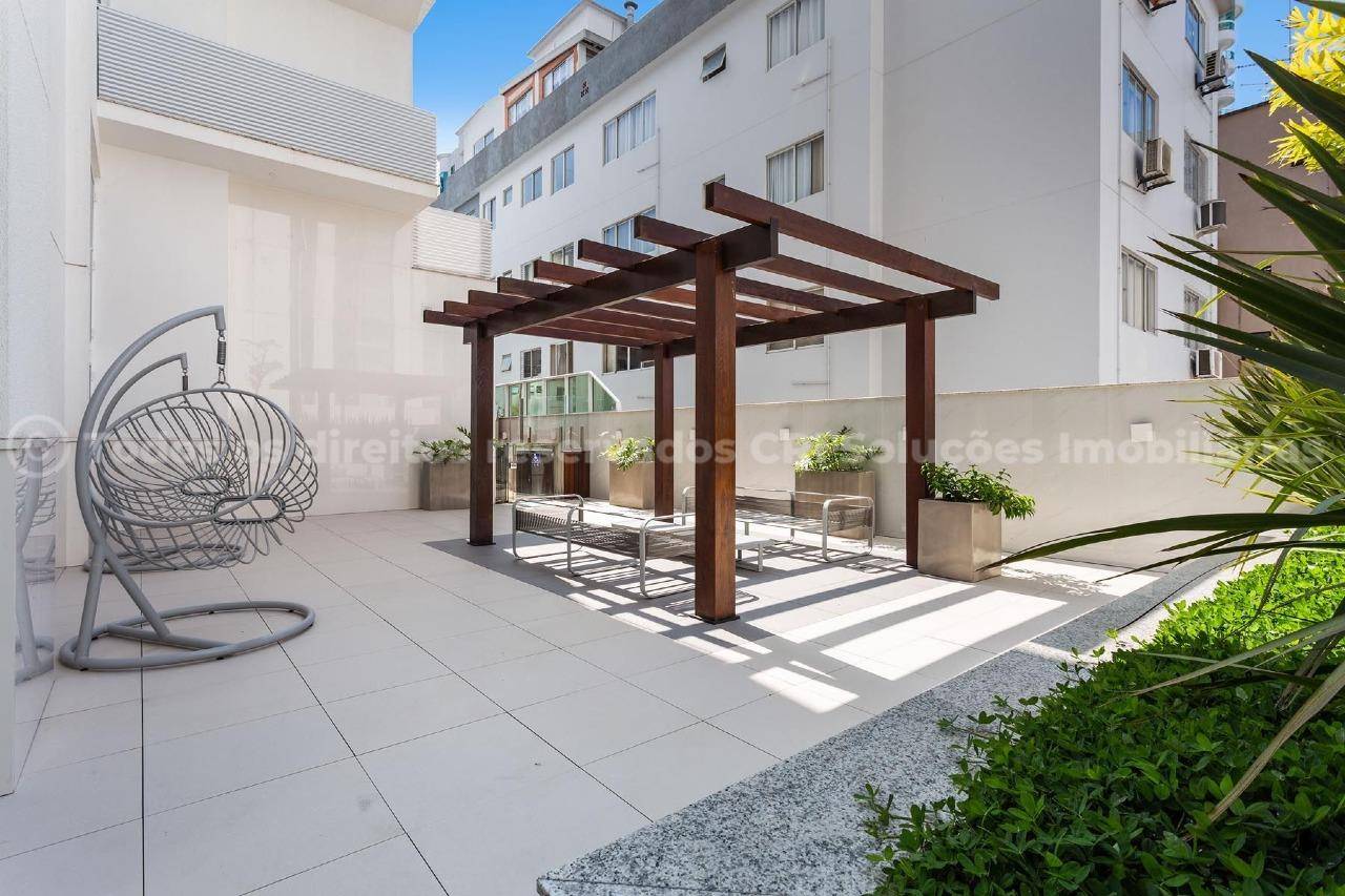 Foto do imóvel Apartamento à venda com 4 suítes e 3 vagas de garagem no Eleganza Tower no centro de Balneário Camboriú