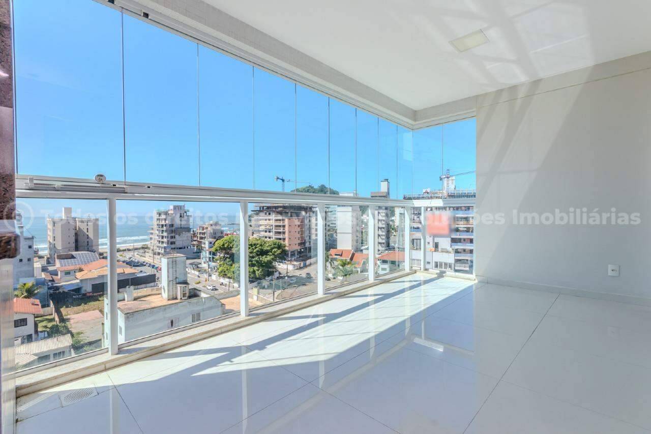 Apartamento com 3 Suítes no edifício Solares da Brava na Praia Brava em Itajaí