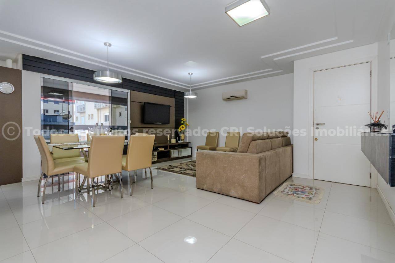 Foto do imóvel Apartamento mobiliado a venda no Residencial Madrid na Meia Praia Itapema