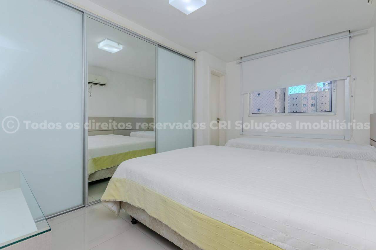 Foto do imóvel Apartamento mobiliado a venda no Residencial Madrid na Meia Praia Itapema