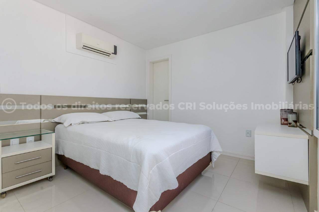 Foto do imóvel Apartamento mobiliado a venda no Residencial Madrid na Meia Praia Itapema