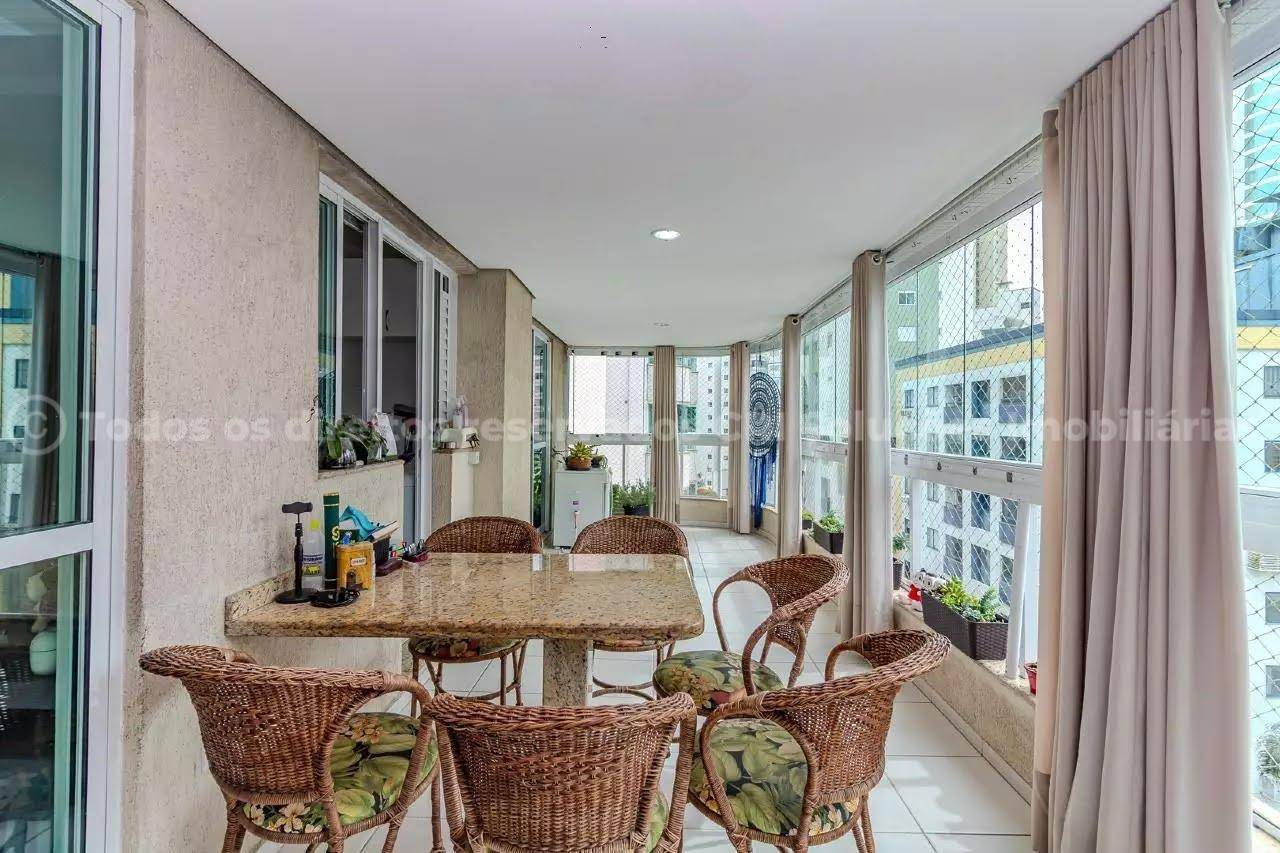 Foto do imóvel Apartamento à venda, 3 quartos, 1 suíte, 2 vagas, Centro - Balneário Camboriú/SC