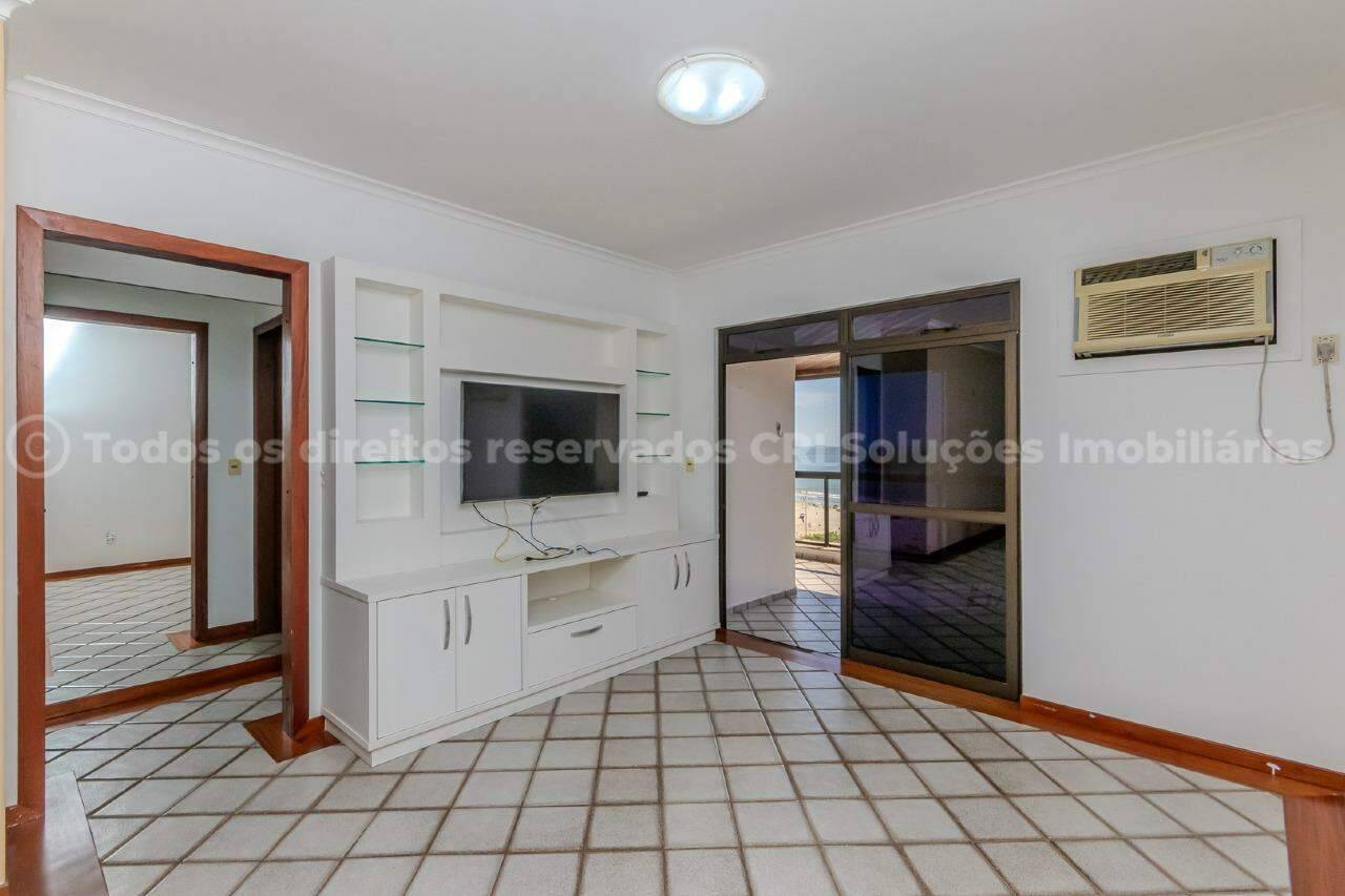 Foto do imóvel Apartamento à venda com 4 dormitórios sendo 1 suíte e 1 vaga de garagem no Edifício Sunshine no centro de Balneário Camboriú