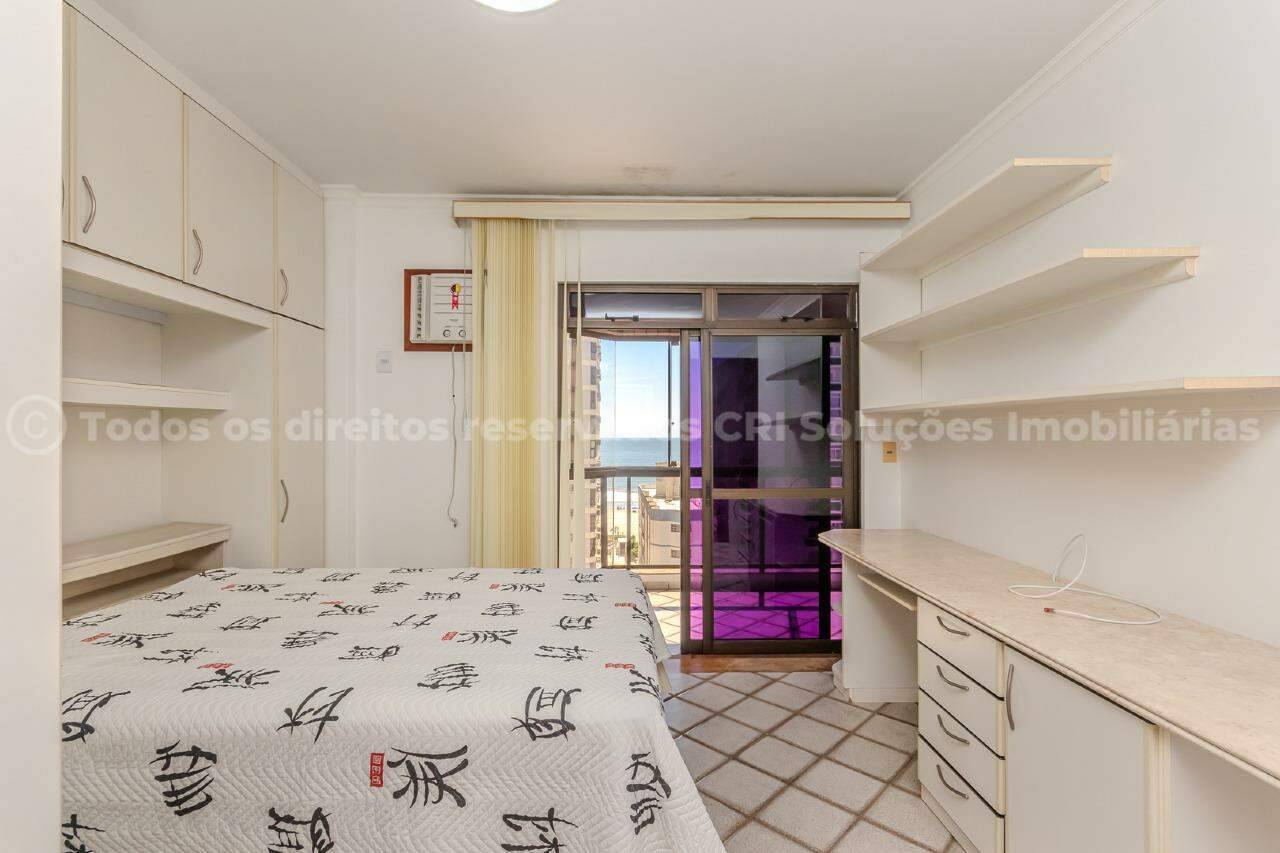 Foto do imóvel Apartamento à venda com 4 dormitórios sendo 1 suíte e 1 vaga de garagem no Edifício Sunshine no centro de Balneário Camboriú