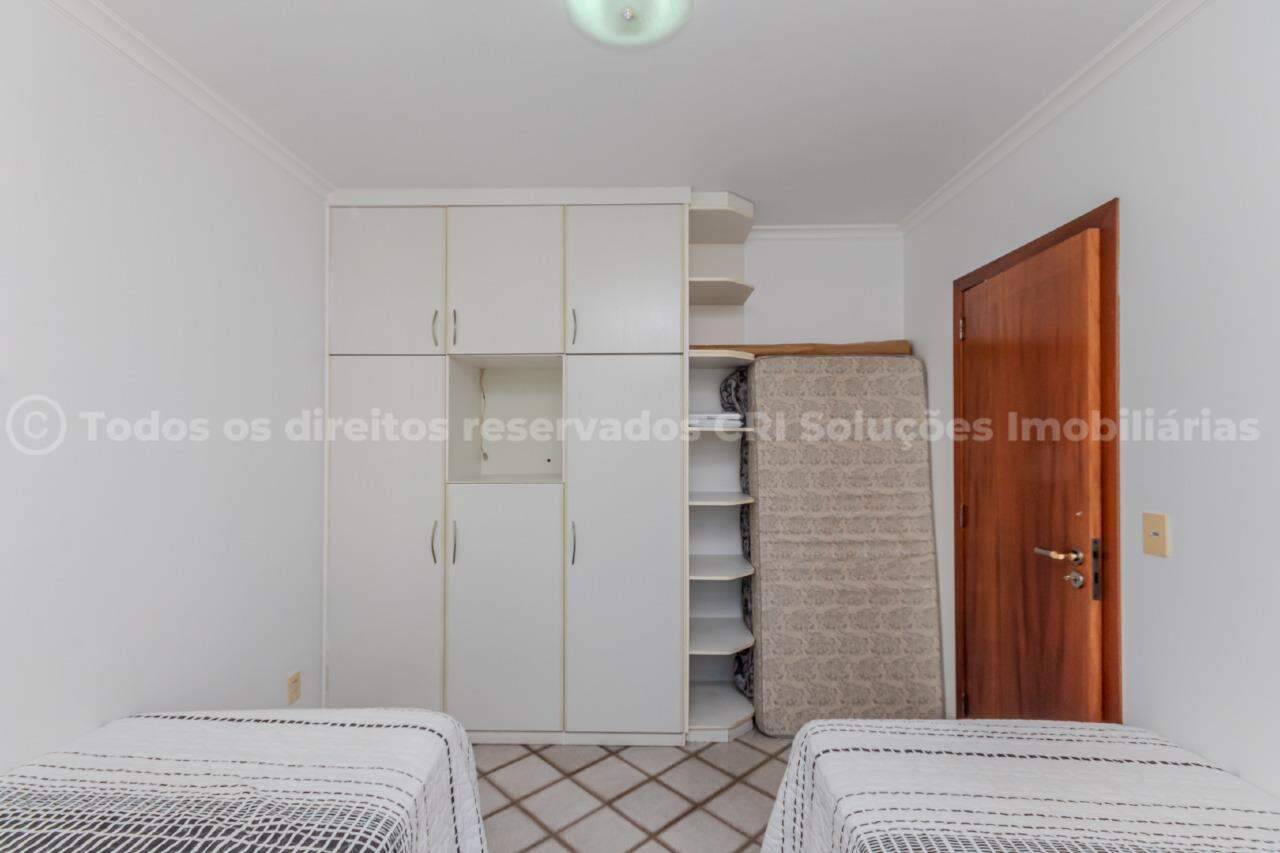 Foto do imóvel Apartamento à venda com 4 dormitórios sendo 1 suíte e 1 vaga de garagem no Edifício Sunshine no centro de Balneário Camboriú