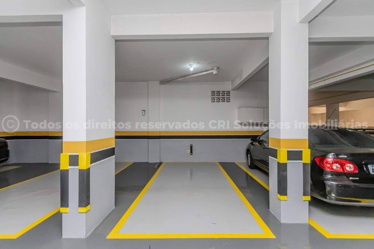 Foto do imóvel Apartamento à venda com 4 dormitórios sendo 1 suíte e 1 vaga de garagem no Edifício Sunshine no centro de Balneário Camboriú