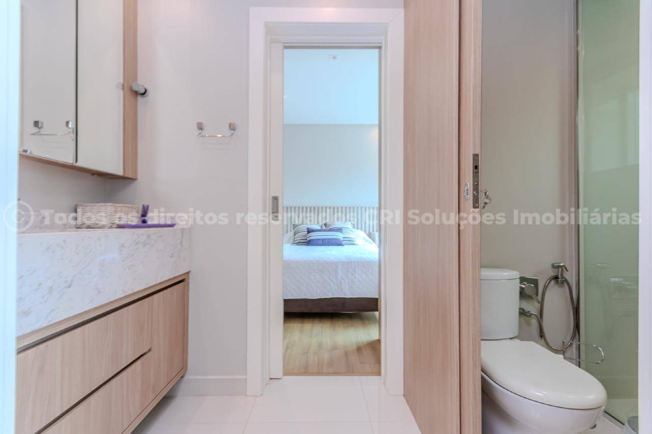 Foto do imóvel Apartamento a venda no Brava Beach Aroeira na Praia Brava em Itajaí