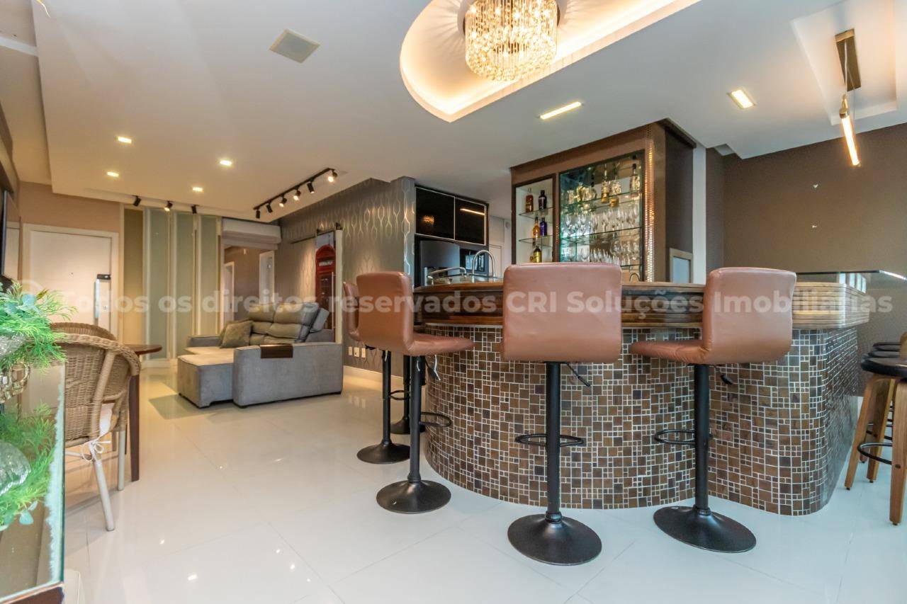 Foto do imóvel Apartamento á venda com 3 suítes amplas no Edifício Porto da Barra, na Barra Sul de Balneário Camboriú