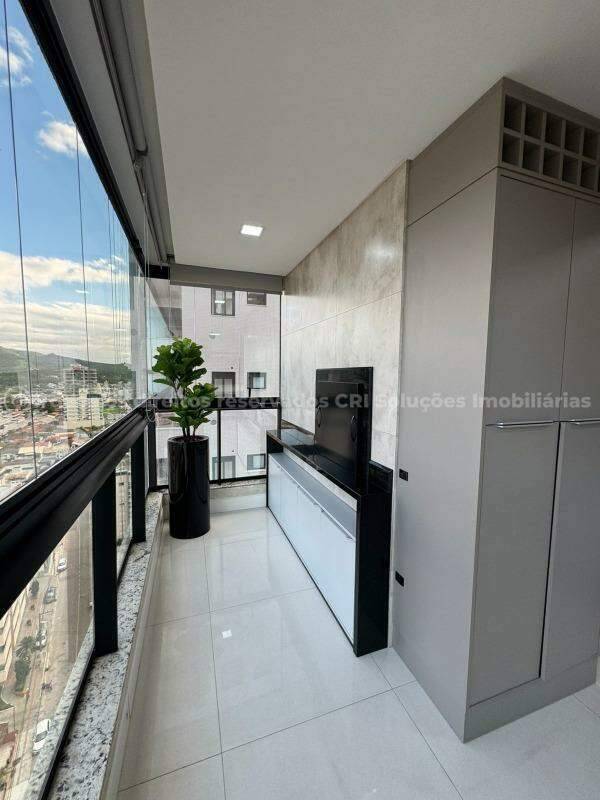 Cobertura com 3 suítes no Edifício Santorini Residence em Balneário Perequê, Porto Belo