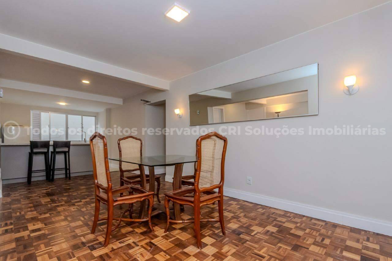Foto do imóvel Apartamento à venda com 3 quartos sendo 1 suíte e 2 vagas de garagem no Edifício Antares na Barra Norte de Balneário Camboriú