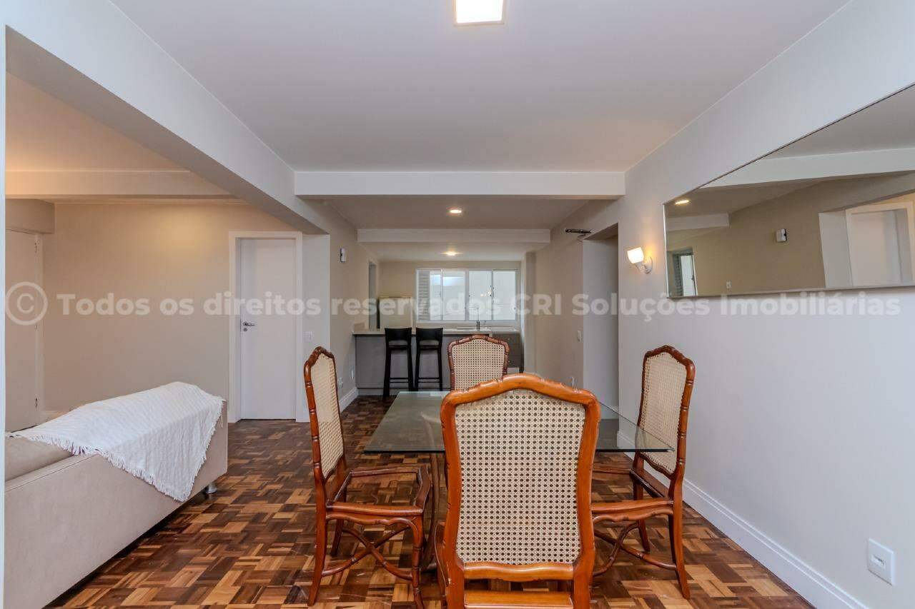 Foto do imóvel Apartamento à venda com 3 quartos sendo 1 suíte e 2 vagas de garagem no Edifício Antares na Barra Norte de Balneário Camboriú