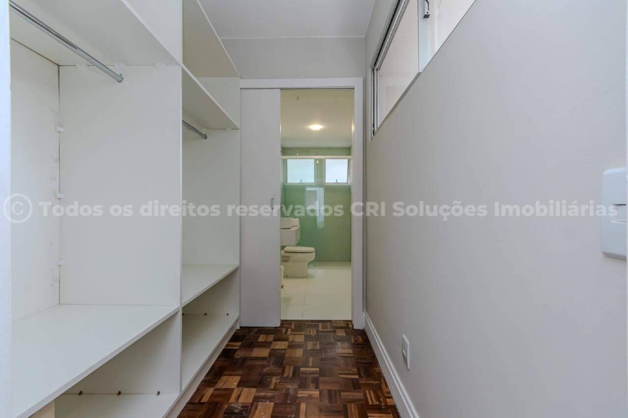 Foto do imóvel Apartamento à venda com 3 quartos sendo 1 suíte e 2 vagas de garagem no Edifício Antares na Barra Norte de Balneário Camboriú