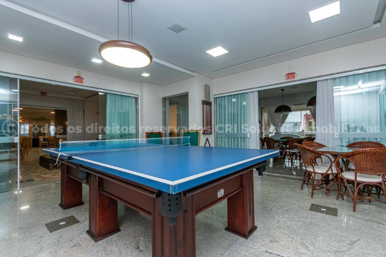 Foto do imóvel Apartamento à venda com 3 suítes amplas e 3 vagas de garagem no Edifício Arthur Fischer no centro de Balneário Camboriú