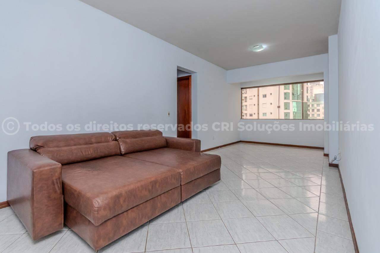 Foto do imóvel Apartamento à venda com 2 dormitórios no Edifício Dom Gabriel no Centro de Balneário Camboriú