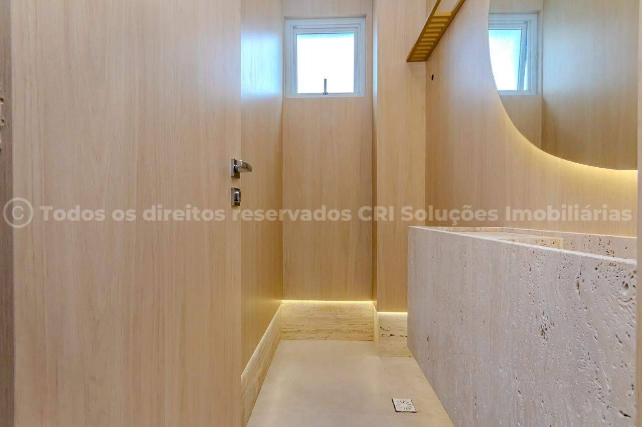 Foto do imóvel Apartamento alto-padrão à venda com 3 suítes e 2 vagas de garagem no Camboriú Tower Residence no Fazenda em Itajaí.