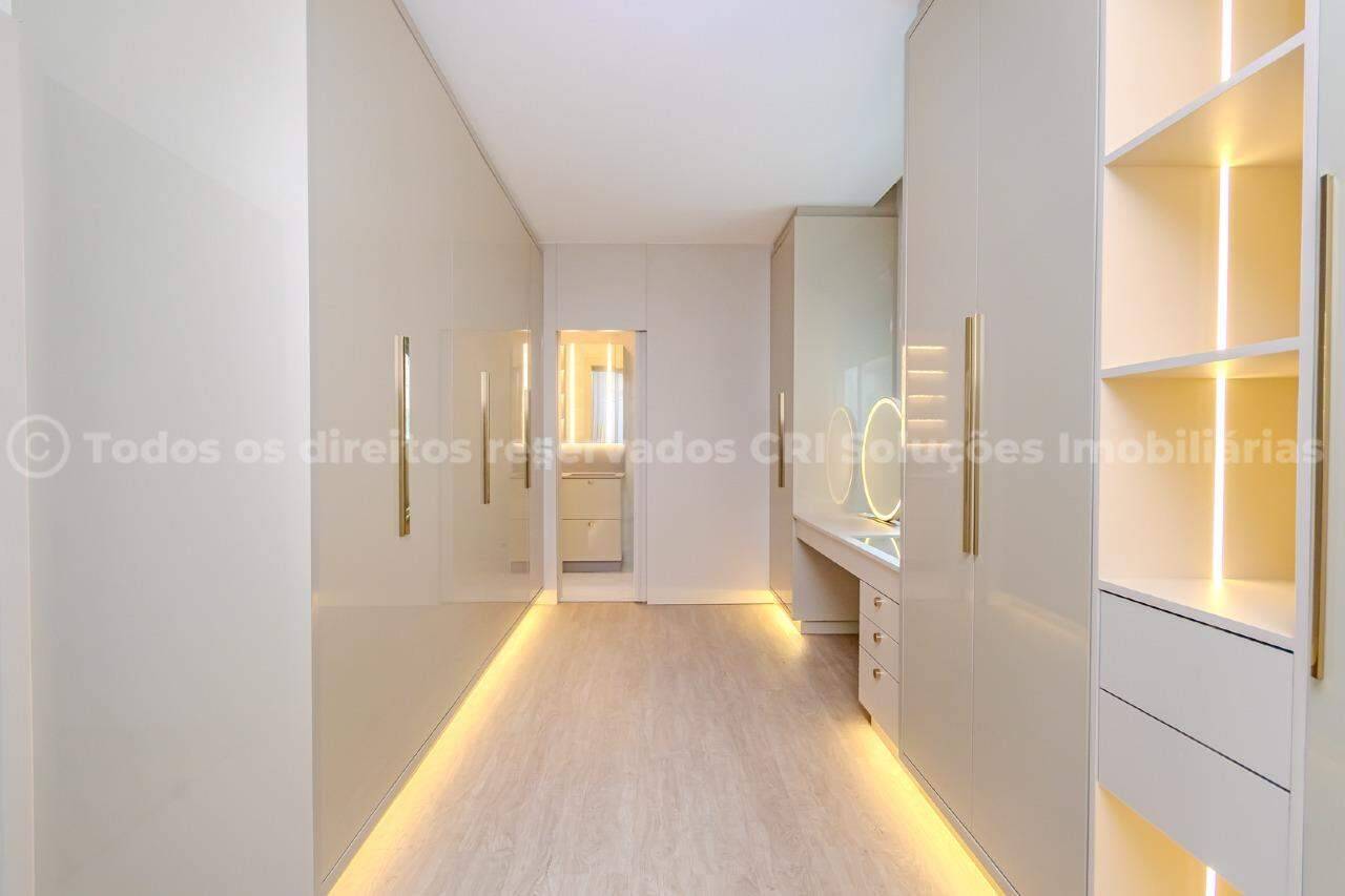 Foto do imóvel Apartamento alto-padrão à venda com 3 suítes e 2 vagas de garagem no Camboriú Tower Residence no Fazenda em Itajaí.