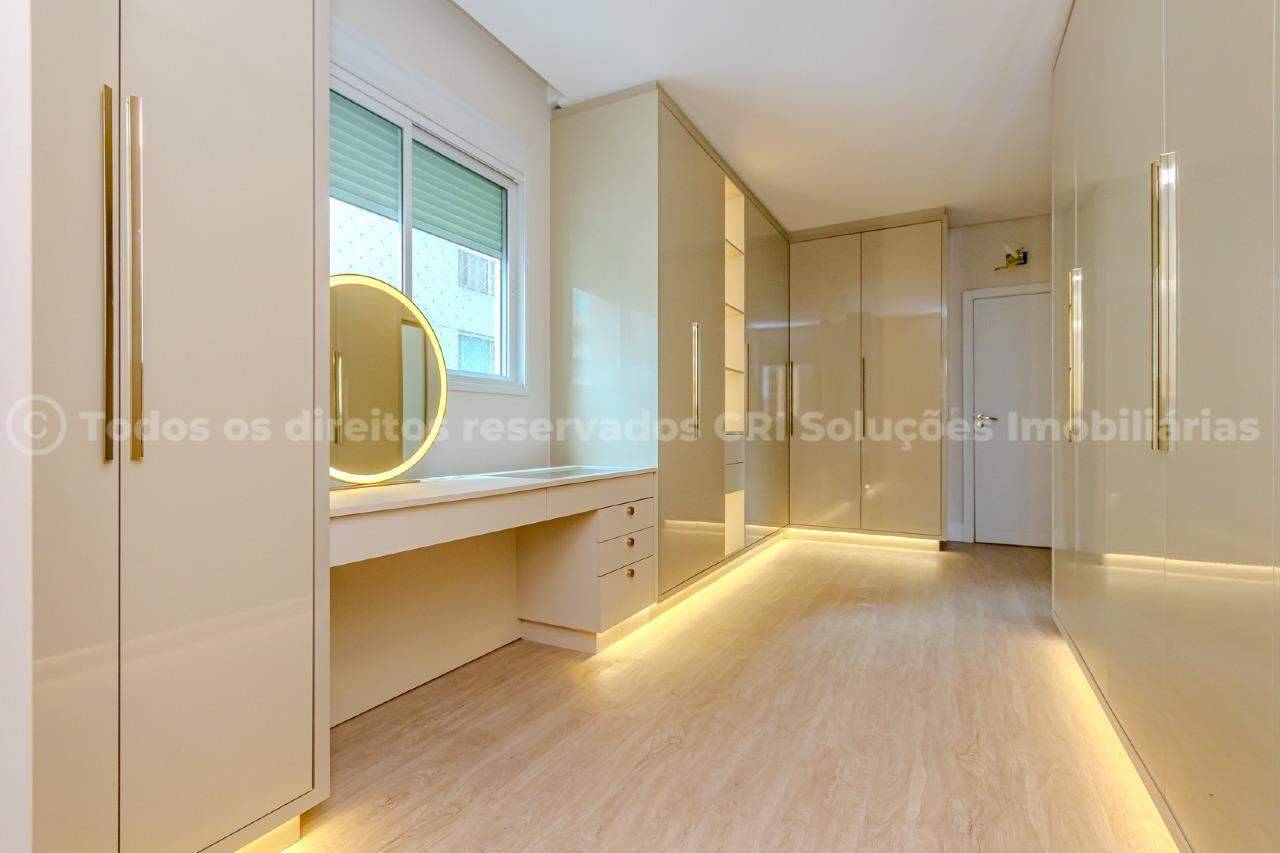 Foto do imóvel Apartamento alto-padrão à venda com 3 suítes e 2 vagas de garagem no Camboriú Tower Residence no Fazenda em Itajaí.