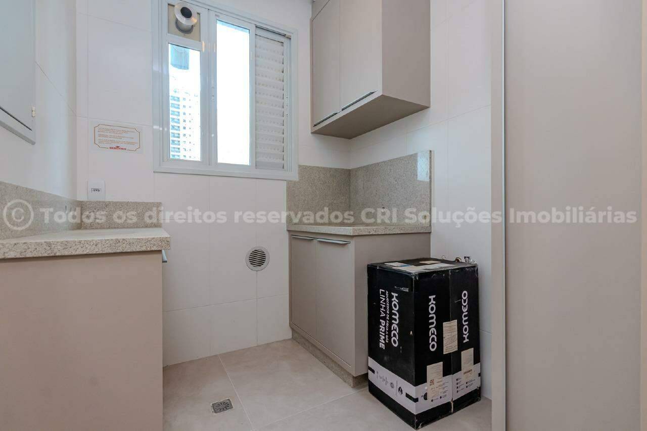 Foto do imóvel Apartamento alto-padrão à venda com 3 suítes e 2 vagas de garagem no Camboriú Tower Residence no Fazenda em Itajaí.