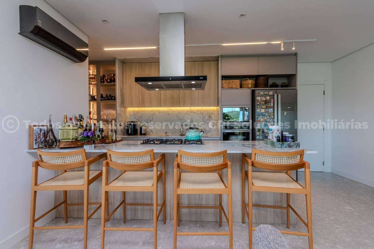 Foto do imóvel Apartamento à venda no Edifício Colina da Brava com 3 suítes na Praia Brava em Itajaí | Vida na praia