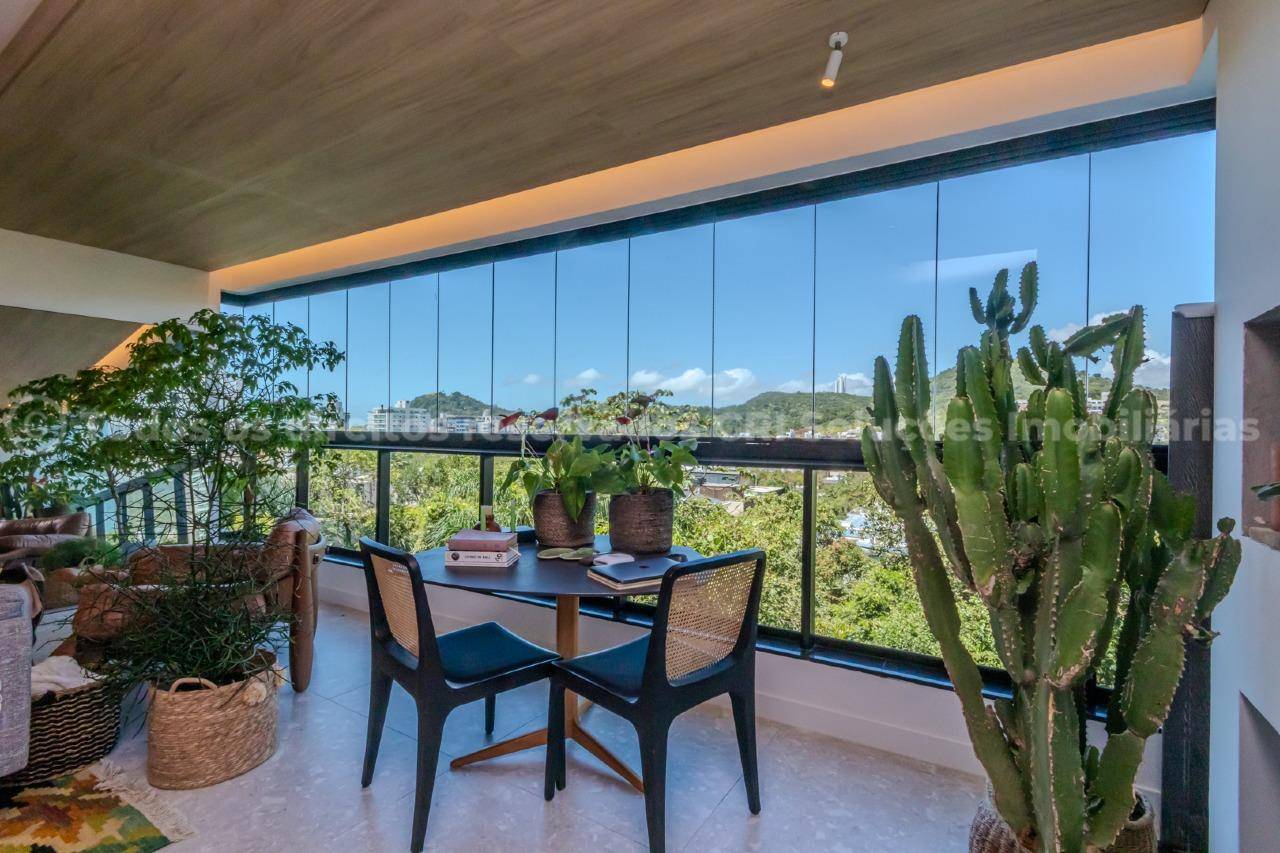 Foto do imóvel Apartamento à venda no Edifício Colina da Brava com 3 suítes na Praia Brava em Itajaí | Vida na praia