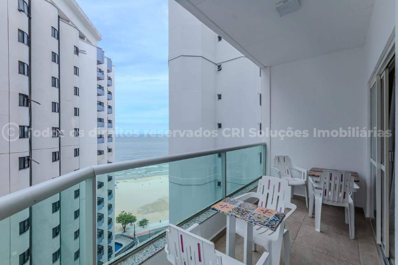 Apartamento com 3 quartos no Edifício Paris no Centro em Balneário Camboriú