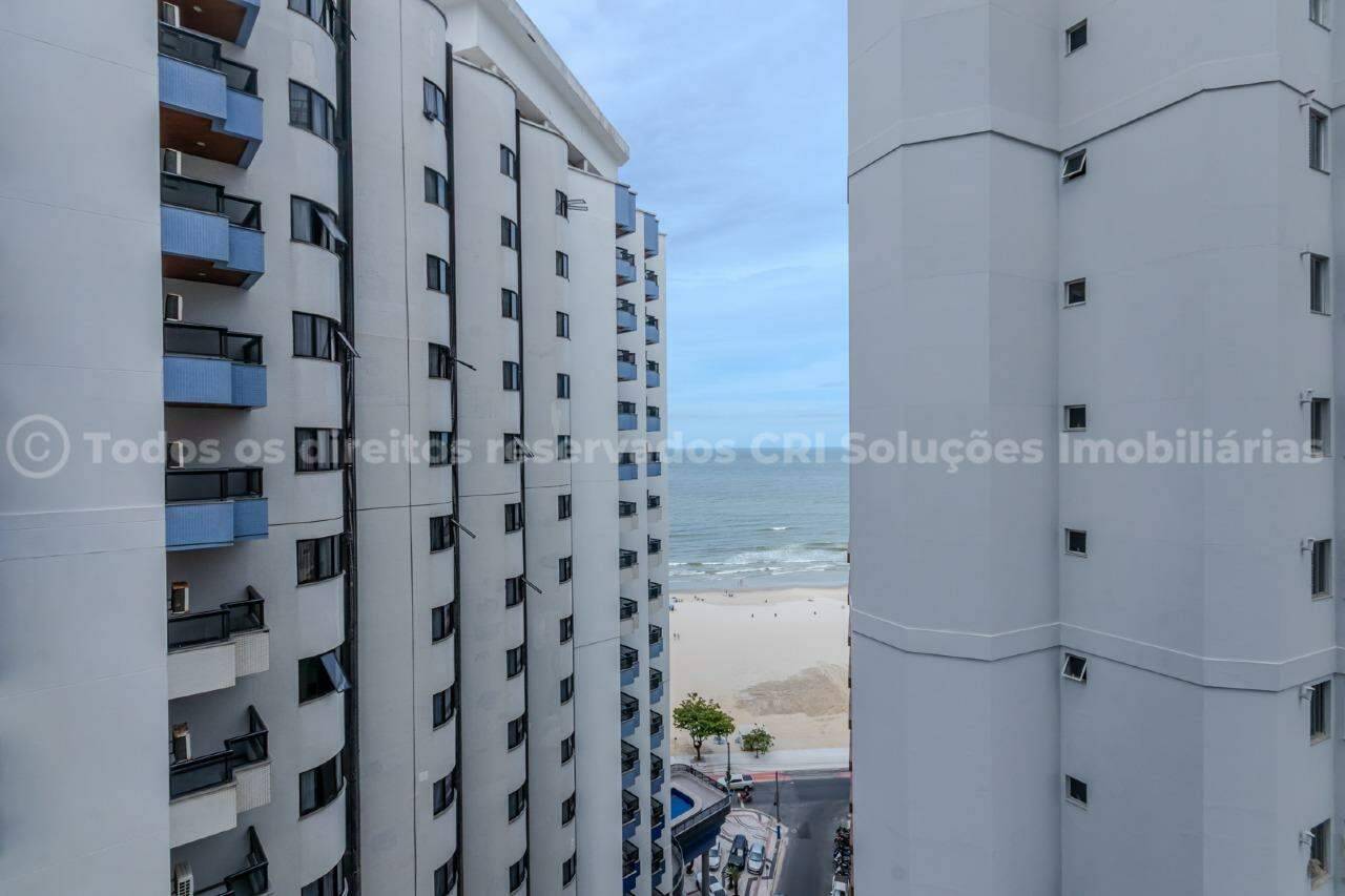 Foto do imóvel Apartamento à venda com 3 dormitórios sendo 1 suíte e 1 vga de garagem no Edifício Paris de Balneário Camboriú