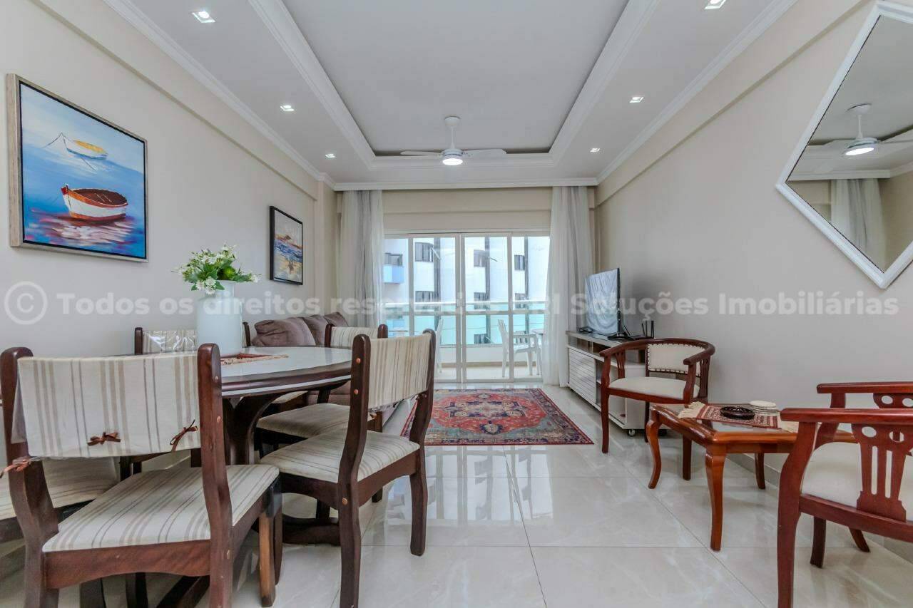 Foto do imóvel Apartamento à venda com 3 dormitórios sendo 1 suíte e 1 vga de garagem no Edifício Paris de Balneário Camboriú