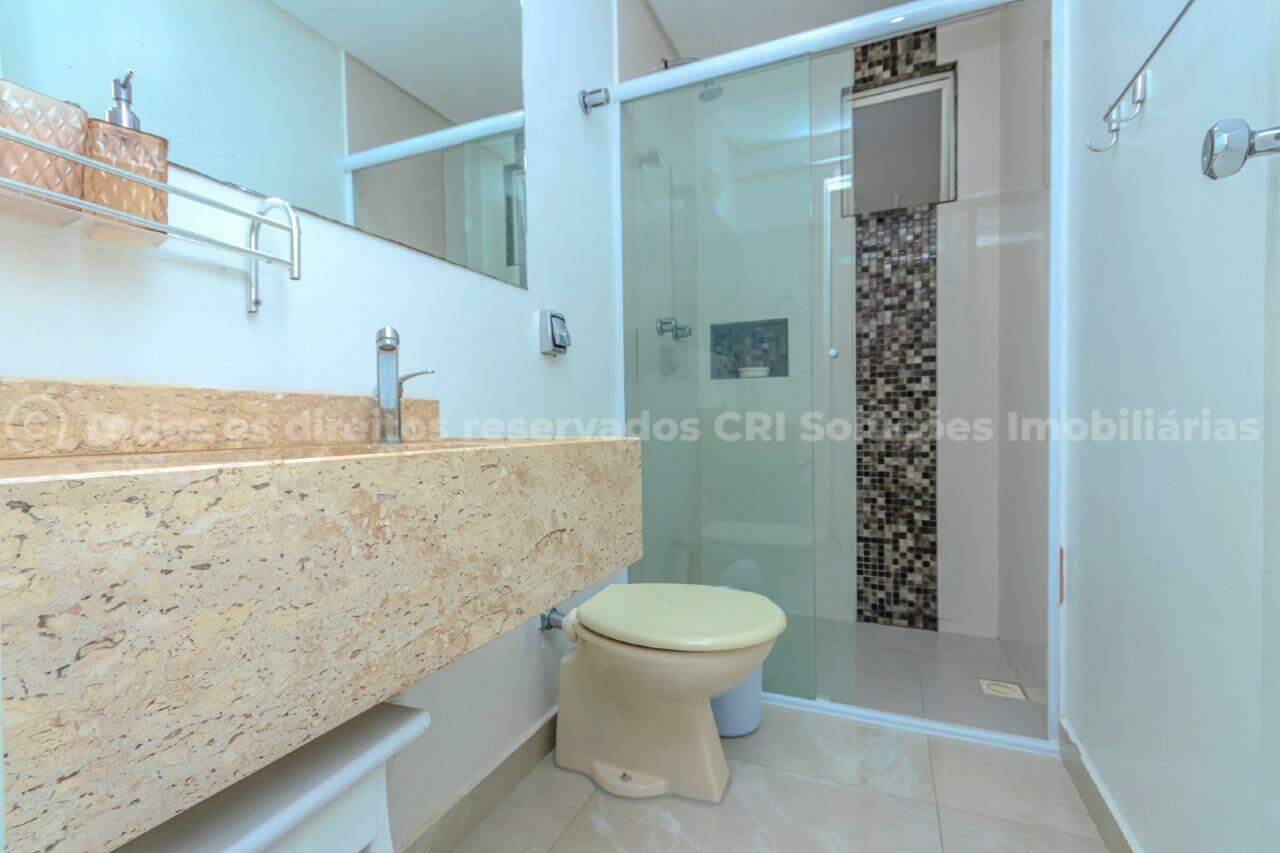 Foto do imóvel Apartamento à venda com 3 dormitórios sendo 1 suíte e 1 vga de garagem no Edifício Paris de Balneário Camboriú