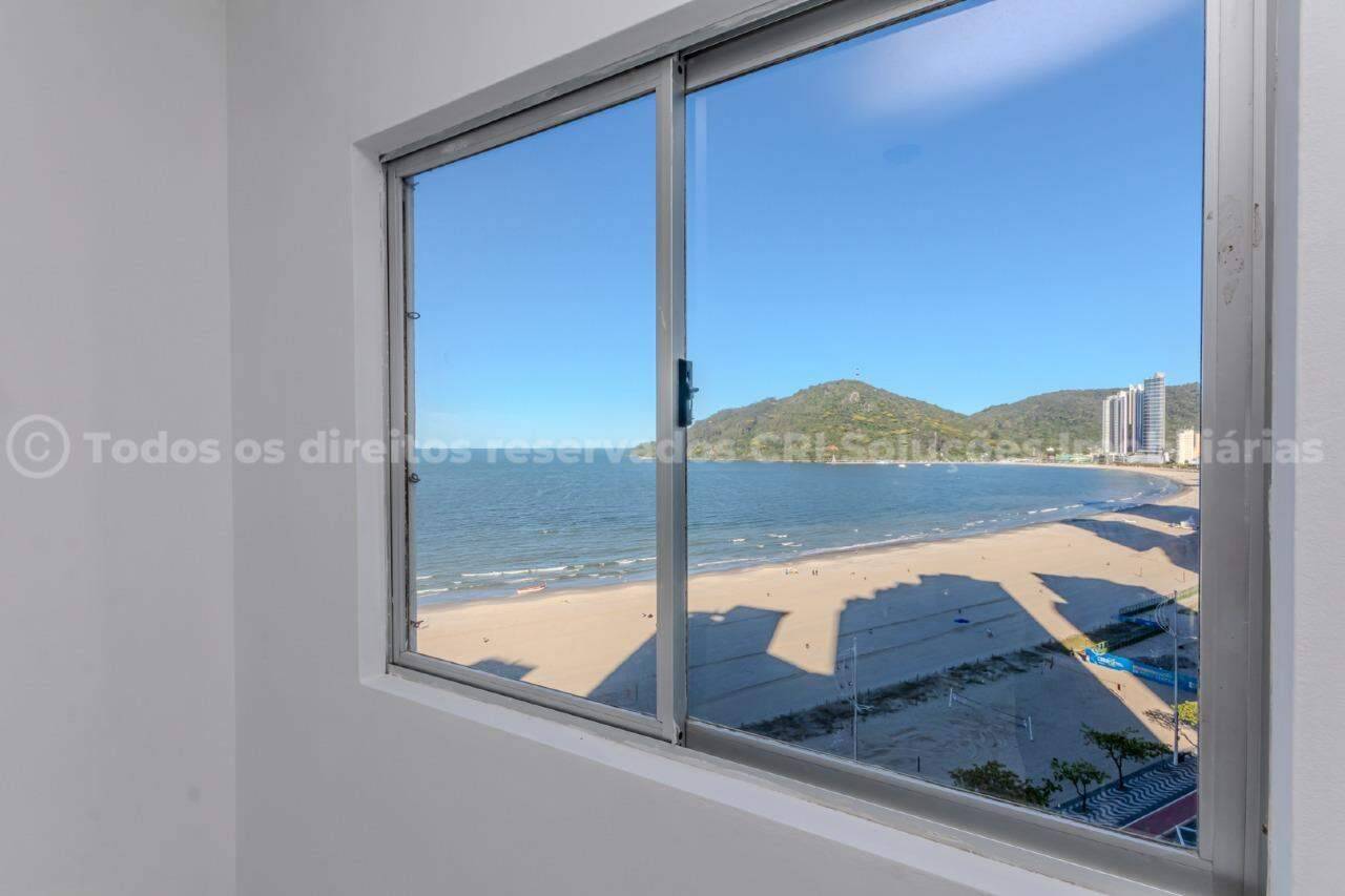 Foto do imóvel Apartamento à venda no centro de Balneário Camboriú com 2 quartos sendo 1 suíte e 1 vaga de garagem privativa no Edifício Alice