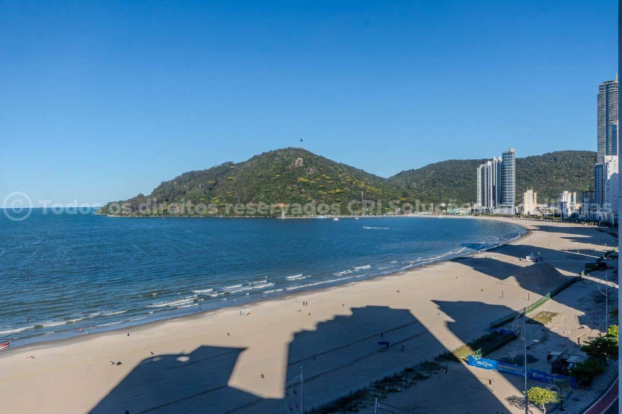 Foto do imóvel Apartamento à venda no centro de Balneário Camboriú com 2 quartos sendo 1 suíte e 1 vaga de garagem privativa no Edifício Alice