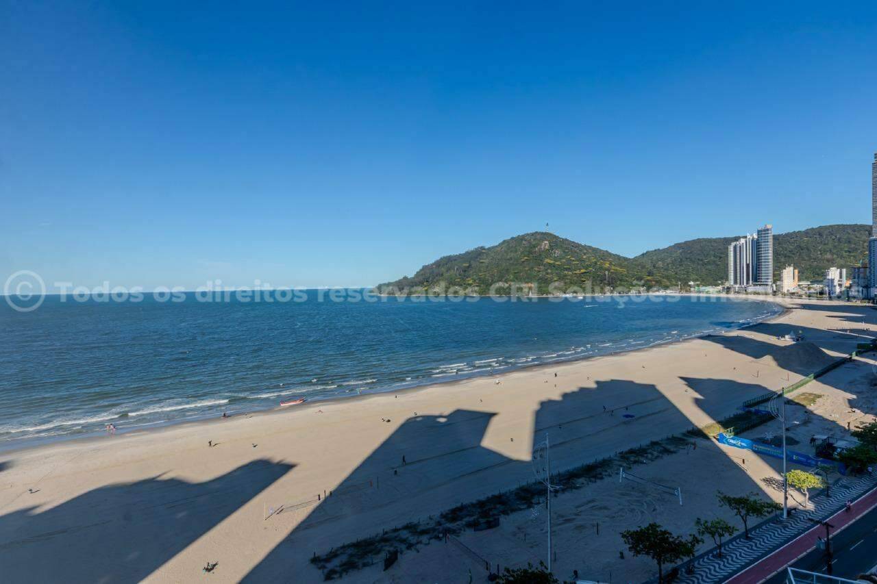 Foto do imóvel Apartamento à venda no centro de Balneário Camboriú com 2 quartos sendo 1 suíte e 1 vaga de garagem privativa no Edifício Alice