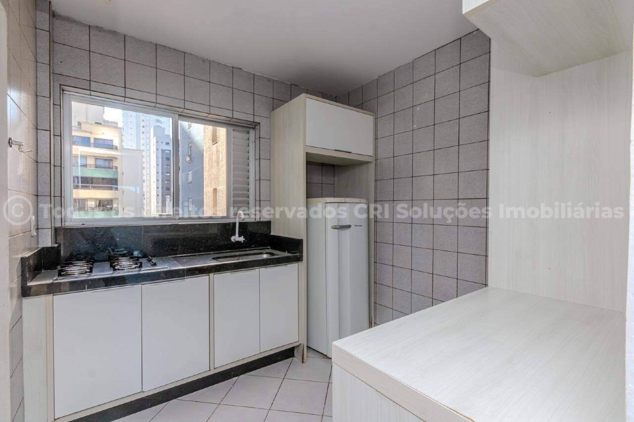 Foto do imóvel Apartamento à venda no centro de Balneário Camboriú com 2 quartos sendo 1 suíte e 1 vaga de garagem privativa no Edifício Alice