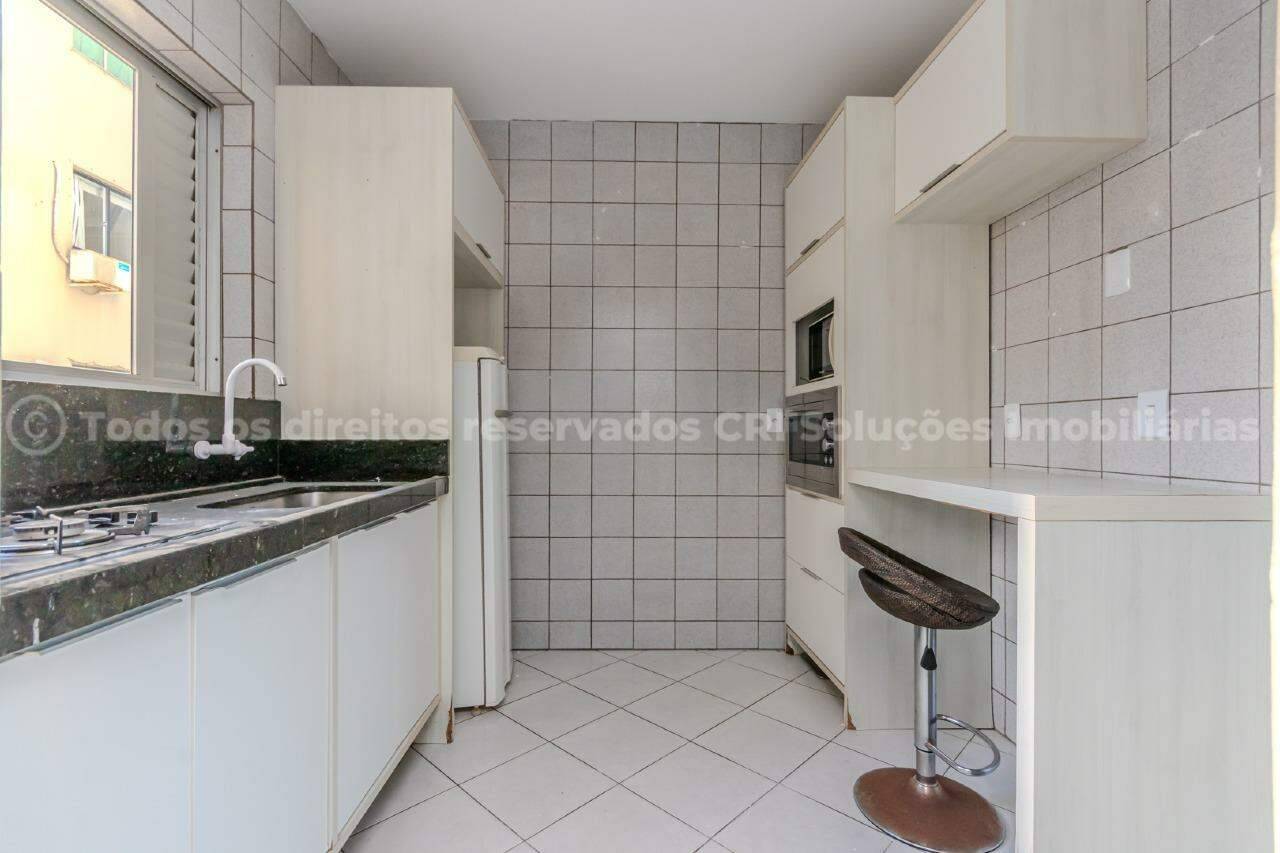 Foto do imóvel Apartamento à venda no centro de Balneário Camboriú com 2 quartos sendo 1 suíte e 1 vaga de garagem privativa no Edifício Alice
