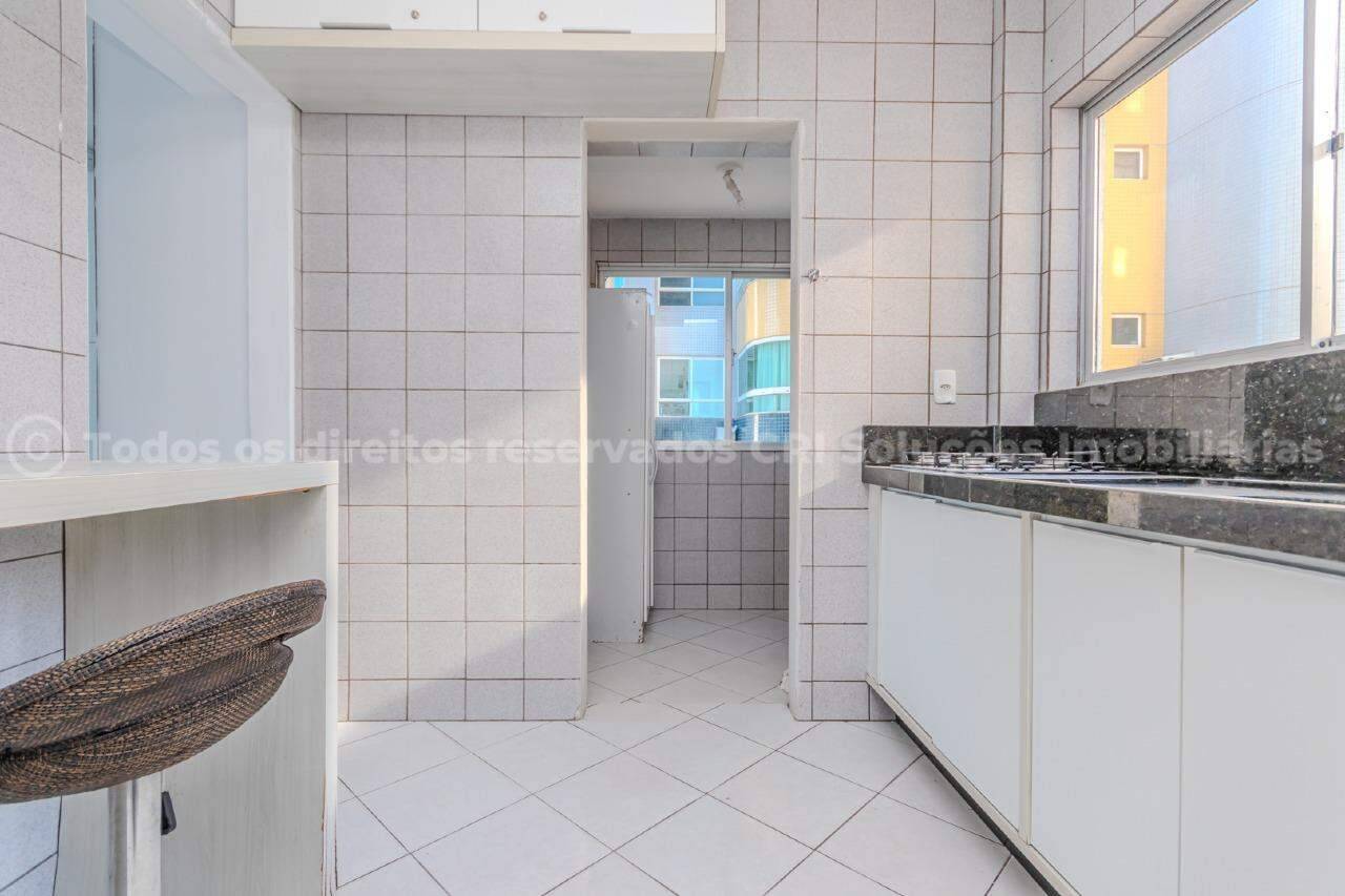 Foto do imóvel Apartamento à venda no centro de Balneário Camboriú com 2 quartos sendo 1 suíte e 1 vaga de garagem privativa no Edifício Alice