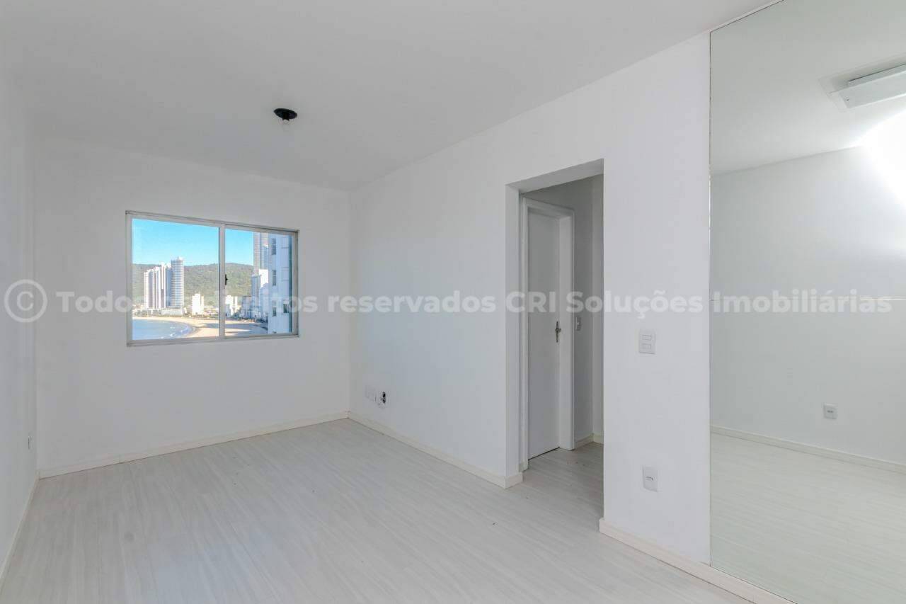 Foto do imóvel Apartamento à venda no centro de Balneário Camboriú com 2 quartos sendo 1 suíte e 1 vaga de garagem privativa no Edifício Alice