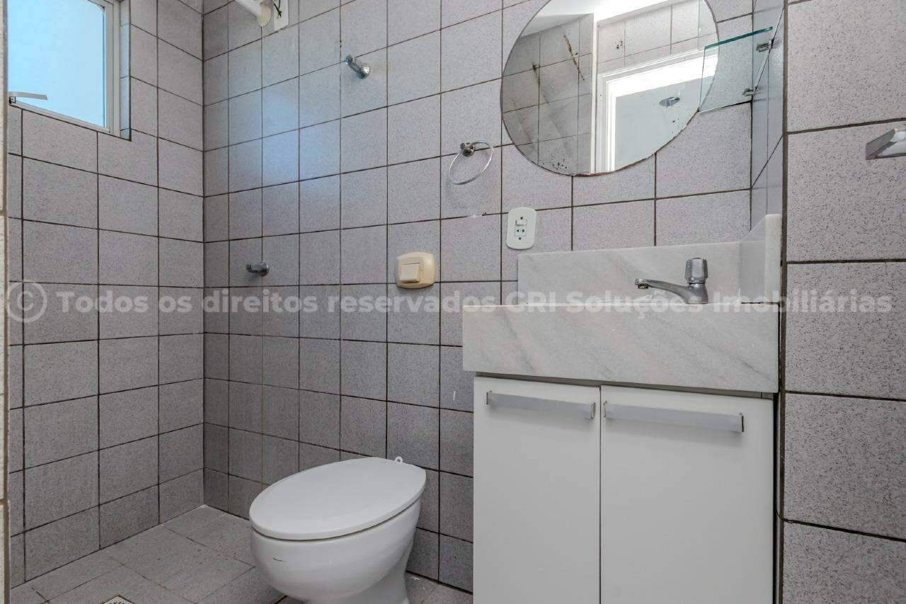 Foto do imóvel Apartamento à venda no centro de Balneário Camboriú com 2 quartos sendo 1 suíte e 1 vaga de garagem privativa no Edifício Alice