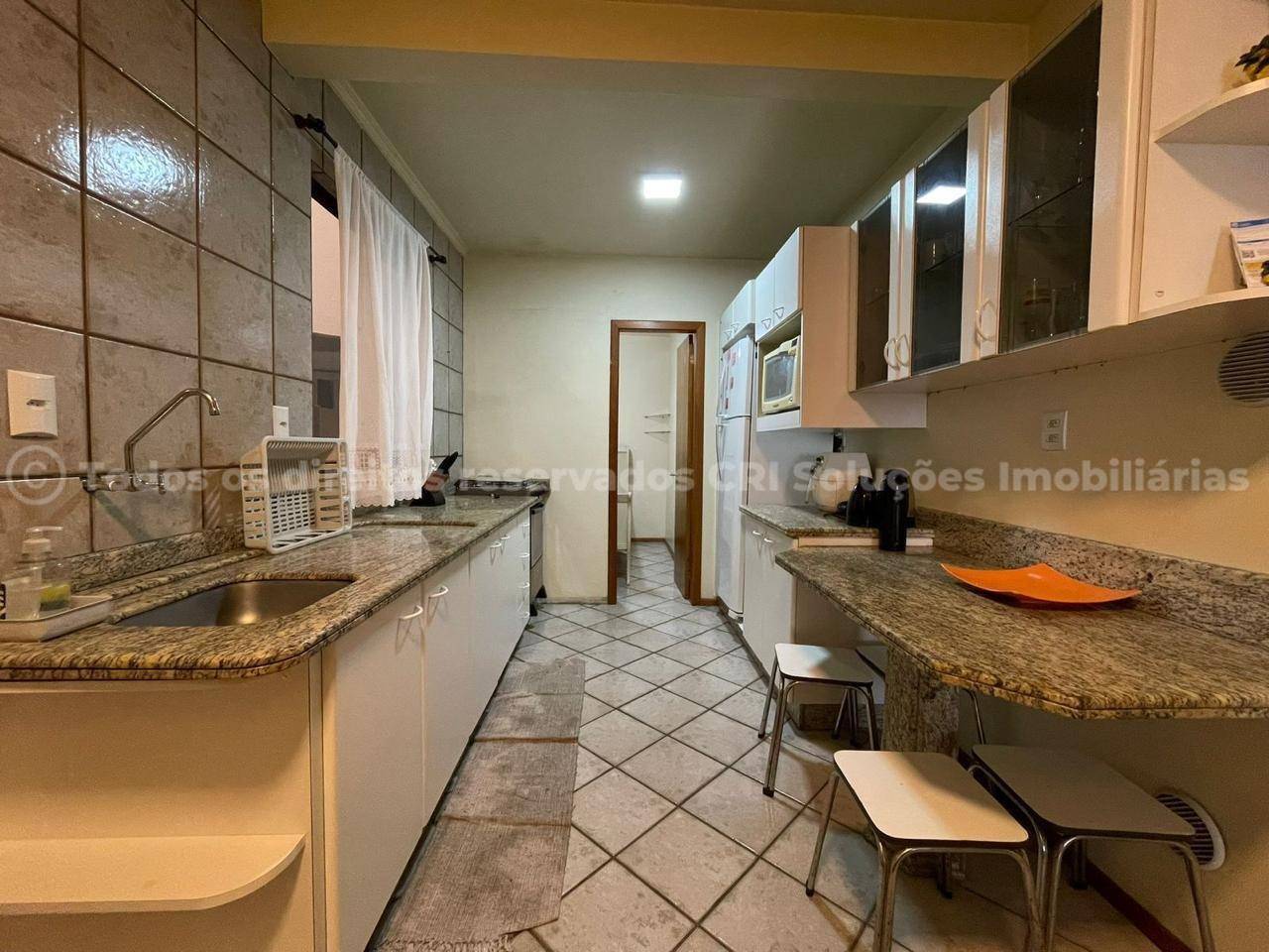 Foto do imóvel Apartamento a venda no Edificio Residencial Von Buettner com 03 Quartos em Itapema na Meia Praia