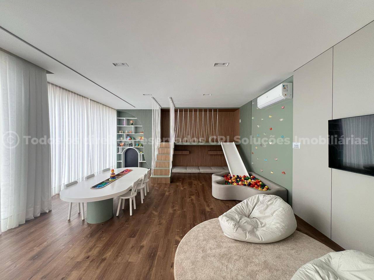 Foto do imóvel Apartamento a venda no Edificio Sangiovese Residenziale com 03 Suites em Itapema na Meia Praia