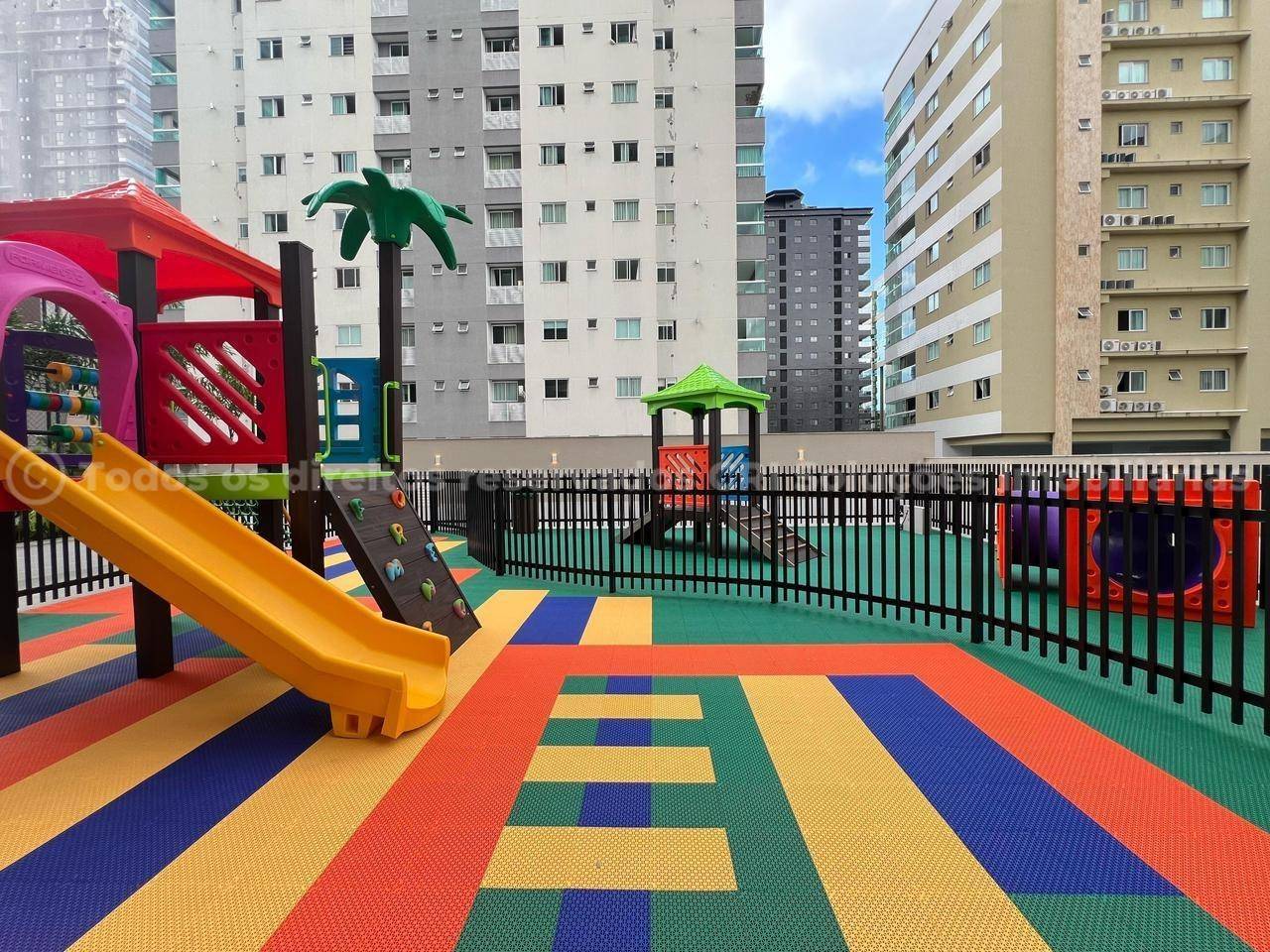 Foto do imóvel Apartamento a venda no Edificio Sangiovese Residenziale com 03 Suites em Itapema na Meia Praia