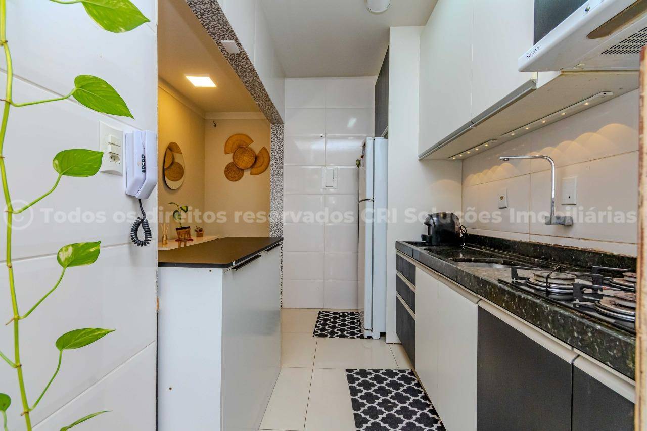Foto do imóvel Apartamento à venda com 2 dormitórios sendo 1 suíte e 1 vaga de garagem no Edifício Vale do Reno, no coração de Balneário Camboriú