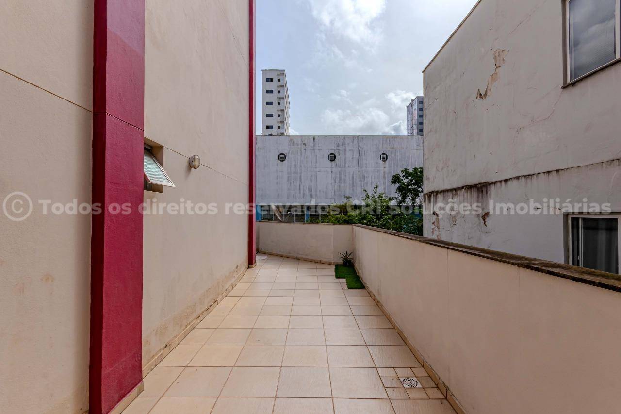 Foto do imóvel Apartamento à venda com 2 dormitórios sendo 1 suíte e 1 vaga de garagem no Edifício Vale do Reno, no coração de Balneário Camboriú