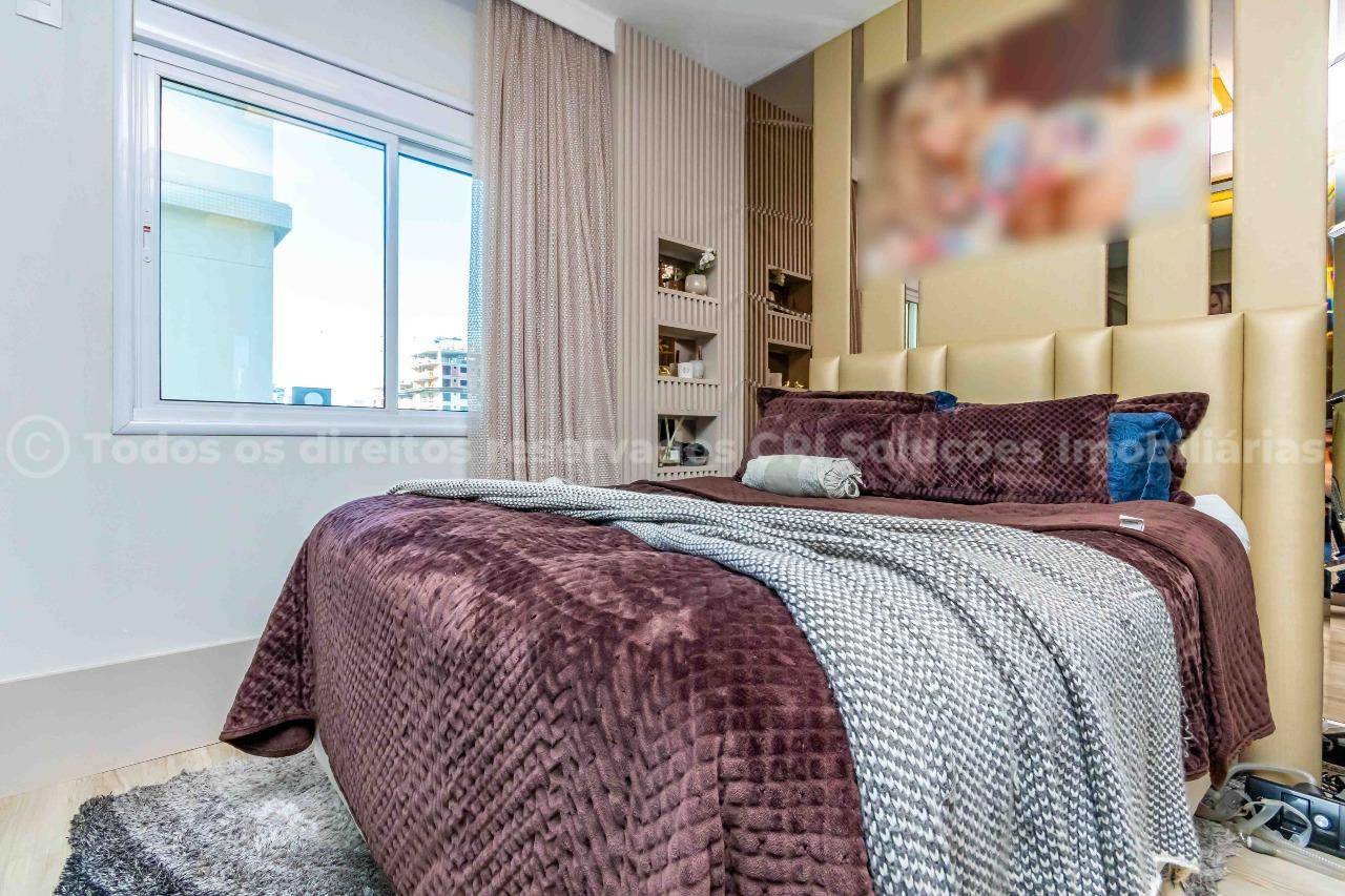 Foto do imóvel Apartamento alto padrão à venda com 2 suítes e 1 vaga de garagem no Porto Madeiro, na Praia Brava de Itajaí