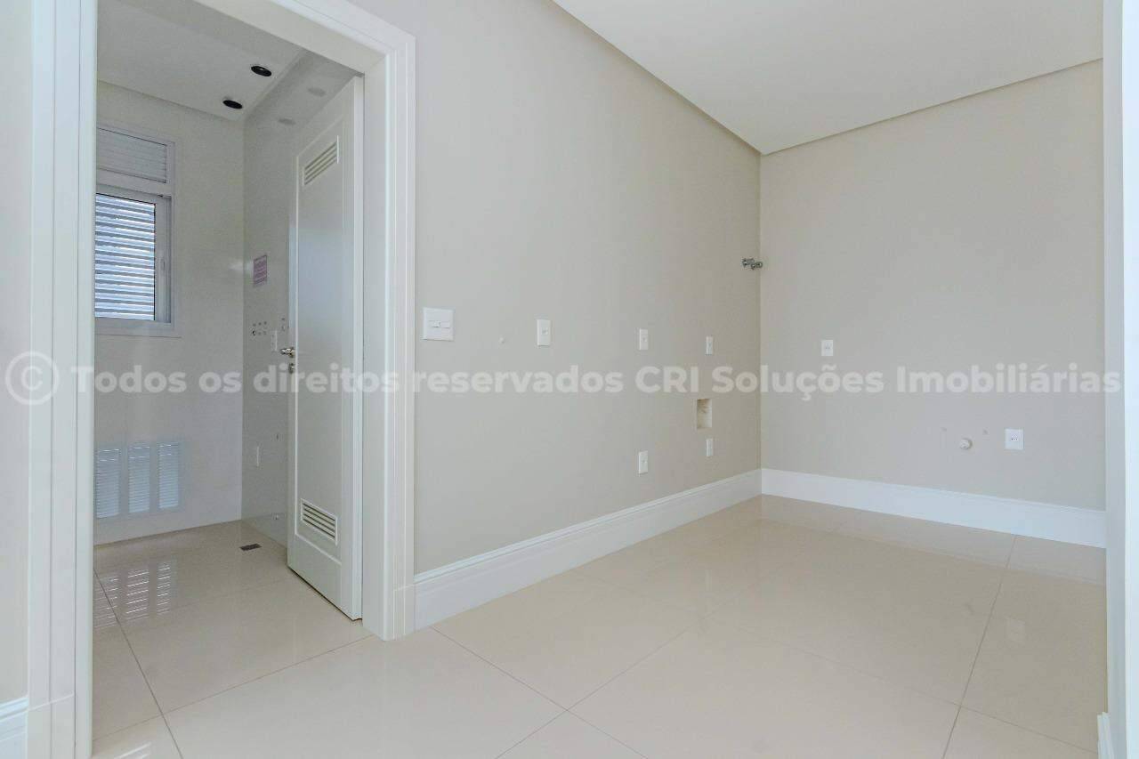 Foto do imóvel Aparatamento alto padrão à venda com 4 suítes e 3 vagas de garagem no La Belle Tour Residence em Balneário Camboriú